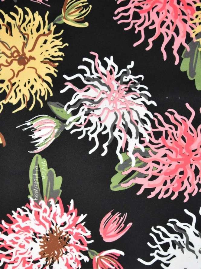 Circle Skirt Chrysanthemum Black 6 Circle Skirt Chrysanthemum Black - Image 4