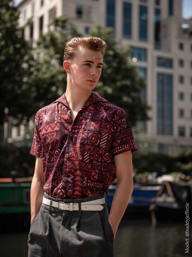 Men Short-Sleeved Tapa Ruby Shirt 3 Men Short-Sleeved Tapa Ruby Shirt