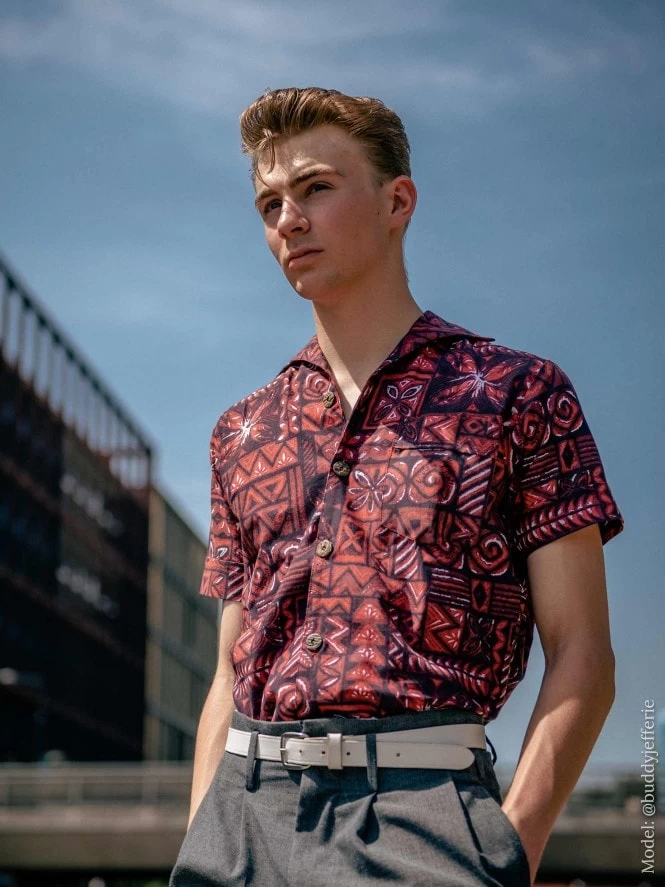 Men Short-Sleeved Tapa Ruby Shirt 4 Men Short-Sleeved Tapa Ruby Shirt - Image 2