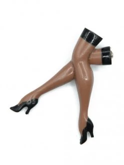 Pin Up Legs Nutmeg Brooch
