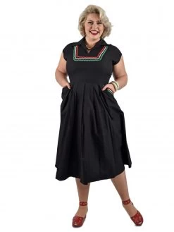 Runaround Sue Black Ric Rac