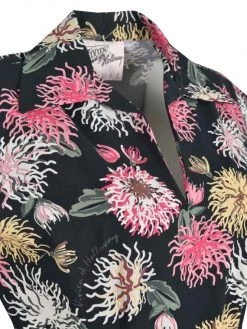 Runaround Sue Chrysanthemum Black -Chic Apparel Shop runaround sue chrysanthemum black p4706 20274 medium