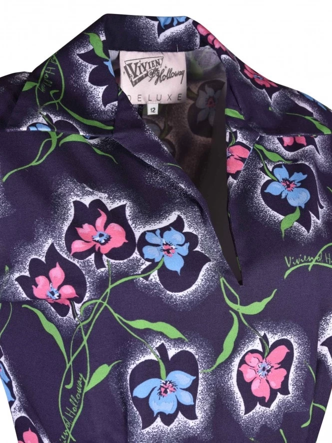 Runaround Sue Floral Spray Blue 5 Runaround Sue Floral Spray Blue - Image 3