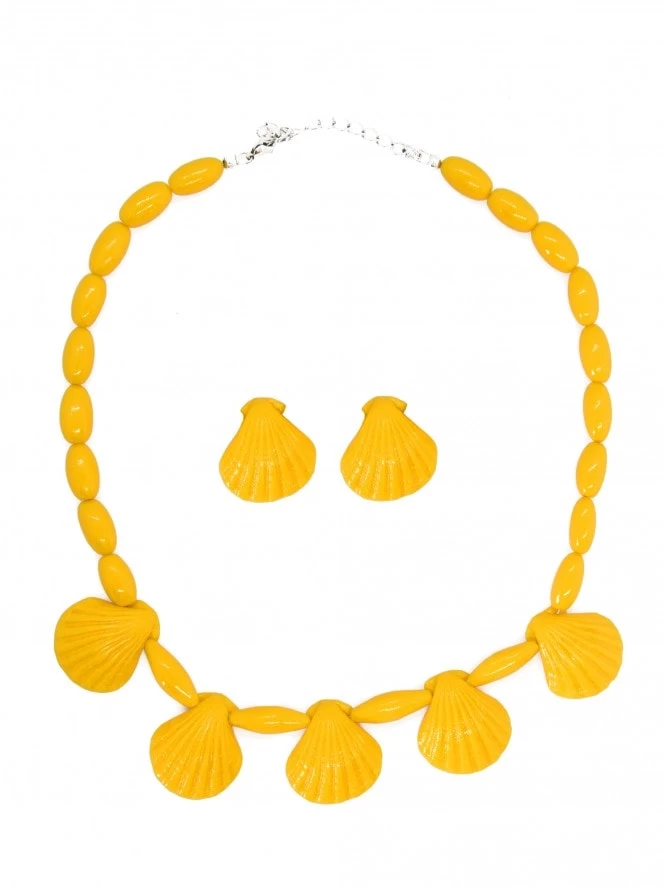 Seashell Necklace Set Buttercup 4 Seashell Necklace Set Buttercup - Image 2
